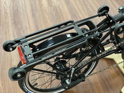 Brompton 2/3/6 Gang Gepäckträger mit Schutzblech Upgrade für L Version Schwarz