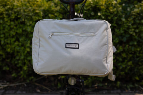 Brompton Backpack Medium Ivory