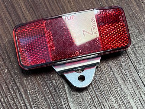 Reflektor Katzenauge  inkl Halter für Brompton mit Schutzblechen ohne Gepäckträger